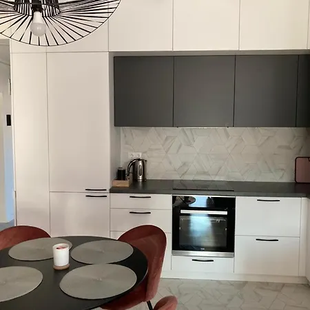 Apartment Luana Apartment *